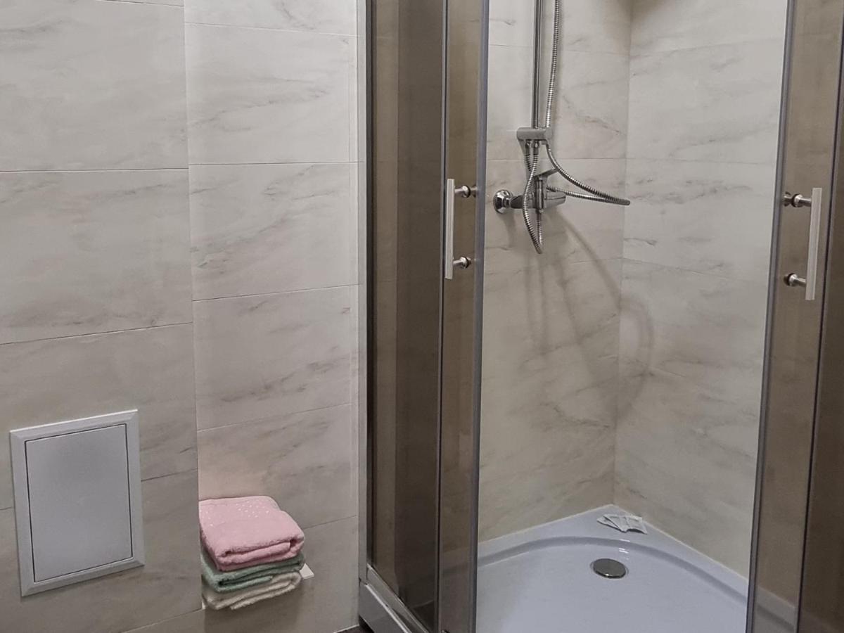 Затишна Квартира В Центрі Міста Ternopil Luaran gambar